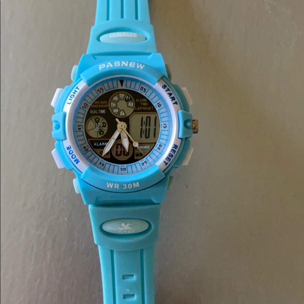 PasNew kids watch